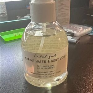 Old Navy Marine Water & Driftwood Body Mist - Transparent